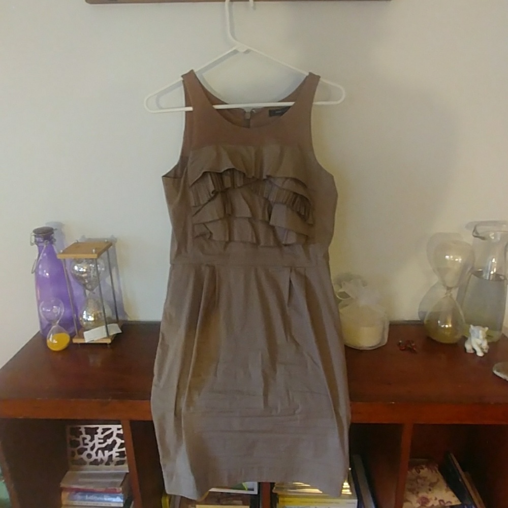 BCBGMaxAzria camel ruffle cocktail dress w/ pocket